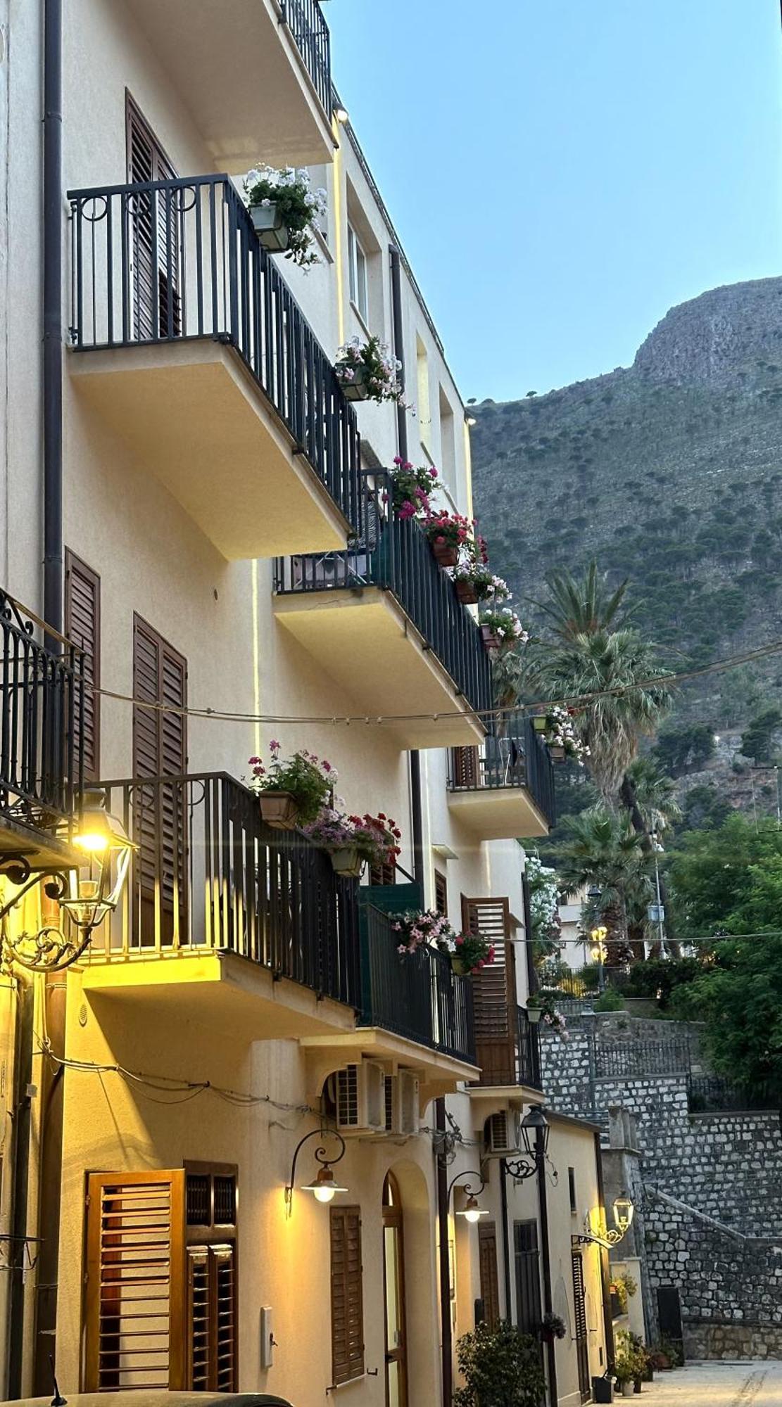 Badia Rooms & Breakfast Castellammare del Golfo Eksteriør billede